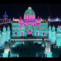 ВИДЕО. В Китае построили ледяное королевство, в котором есть и здание из России