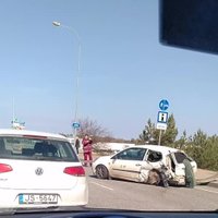 ВИДЕО, ФОТО: Серьезная авария в Юрмале - столкнулись 4 машины