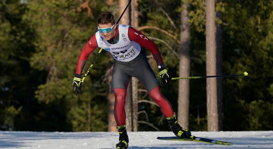 Slēpotājs Kaparkalējs astotais, šorttrekists Šternmanis 11. vietā Eiropas jaunatnes olimpiādē