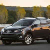 'Toyota' oficiāli atklāj jauno 'RAV4'