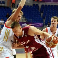 Latvijas basketbolisti atspēlējas un sagādā Krievijai pirmo zaudējumu