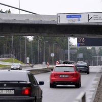 ФОТО: Саркандаугавский путепровод за 44 млн евро открыли для движения