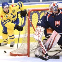 Zviedrijas hokejisti sagrauj Slovākiju