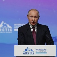 Aptauja: Krievijas iedzīvotāju uzticība Putinam sasniedz zemāko punktu 14 gadu laikā