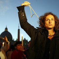 СМИ: В Сочи задержана итальянская политик-трансгендер