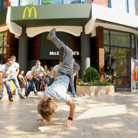 "Мама" балтийских McDonald's будет развивать сеть ресторанов в Румынии