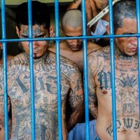 Pandēmijas radītos izaicinājumus izmanto gangsteru grupējumi, atzīst Salvadoras prezidents