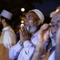Французские мусульмане обрадовались "блестящей победе" Макрона