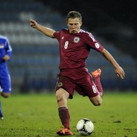 Latvijas futbola izlase FIFA rangā pakāpjas par vienu pozīciju