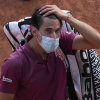 Tīms negaidīti izstājas no 'French Open' jau pirmajā kārtā