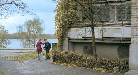 Atklās ISSP Skolas absolventu fotogrāfijas izstādi 'Pazaudēts / atrasts'