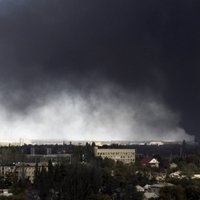 На территории химзавода в Донецке прогремел взрыв и начался пожар