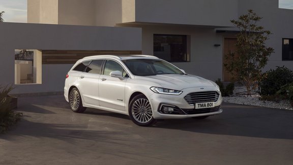 'Ford Mondeo' universālis un 'Hybrid' modifikācija