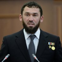 Čečenijas parlamenta spīkers noliedz apsūdzības par dalību geju spīdzināšanā