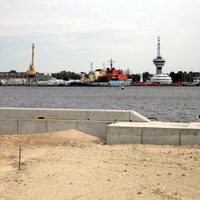 Рижский порт согласовал условия дорогостоящего переноса Rīgas centrālais termināls
