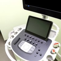Madonas slimnīcas dzemdību nodaļai uzdāvina 77 000 eiro vērtu ultrasonogrāfu