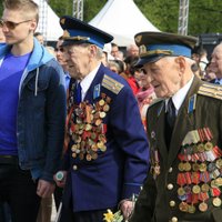 Они ковали победу - у памятника Освободителям 9 мая были настоящие ветераны