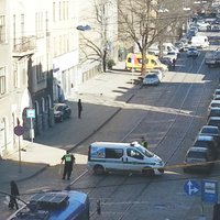 ФОТО: Из-за угрозы взрыва перекрыли улицу Миера - движение возобновлено