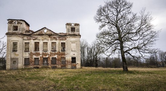 ФОТО. Потерянная слава: Поместье Лустес в Добельском крае