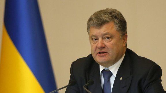 Ukraina nosaka sankcijas pret eksprezidentu Petro Porošenko