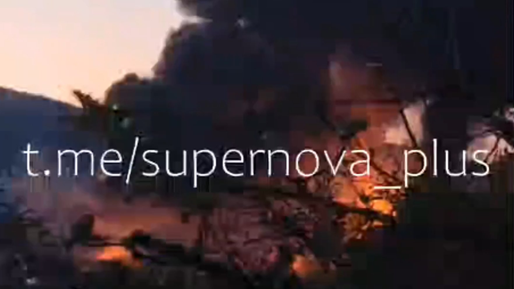 Ukraiņu droni apskādējuši Tuapses naftas rūpnīcu Krievijā