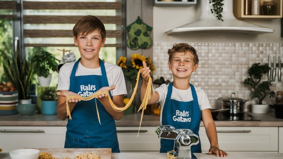 Svētdienu rītos TV3 būs jauns kulinārijas raidījums bērniem "Ralfs gatavo"