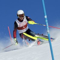 Kalnu slēpotājam Mikam Zvejniekam karjeras rekords FIS punktos