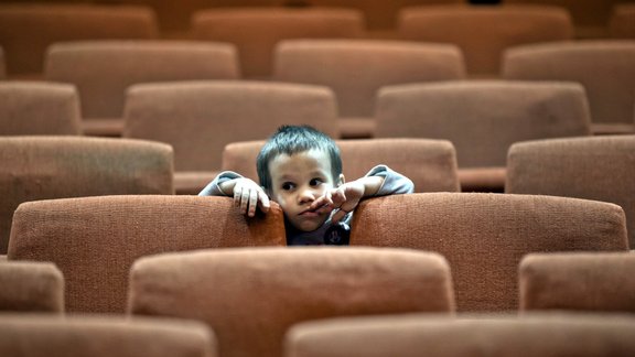 AP zēns kino teātris krēsli