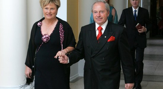 Банк продает юрмальскую виллу Виталия Гаврилова и его жены за 2,5 миллиона евро