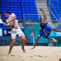 Latvijas pludmales futbola izlase piekāpjas Azerbaidžānai; grupu turnīrs noslēgts bez uzvarām