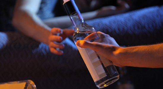 Atrasti 12 un 14 gadus veci zēni alkohola reibumā