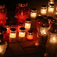 ФОТО: Золитудской трагедии — 5 лет; люди собрались почтить память жертв