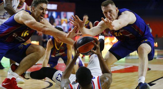 Šmits un 'Barcelona' piekāpjas Latiševa tiesātā Eirolīgas finālspēlē