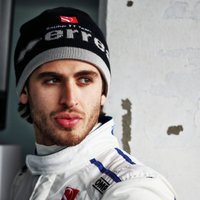 Itālis Džovinaci atgriezīsies pie F-1 komandas 'Sauber' formulas stūres