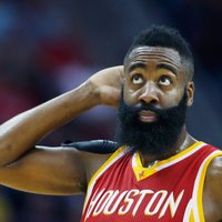 NBA čempionātā 'Rockets' līderis Hārdens gūst 50 punktus