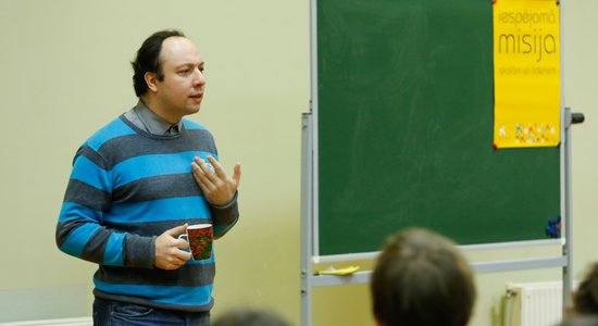 Kvantu fiziķis Vjačeslavs Kaščejevs skolēnus iedvesmo meklēt savu ceļu