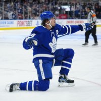 'Maple Leafs' zvaigzne Metjūzs sasniedz unikālu rekordu ASV sportā