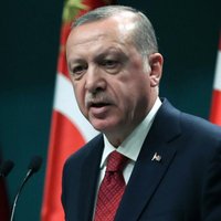 Erdogans 24. jūnijā Turcijā izsludina pirmstermiņa vēlēšanas