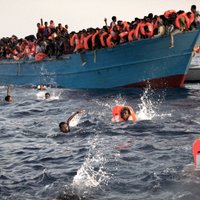 В Средиземном море затонуло судно с мигрантами: 49 человек погибли