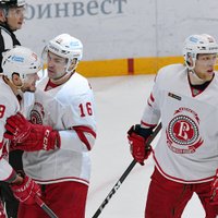 Daugaviņam vārti 'Vitjazj' panākumā KHL spēlē Novosibirskā