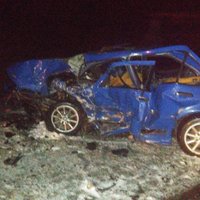 ФОТО: в тяжелой аварии под Тукумсом — один погибший