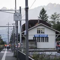 Uzbrukums Šveicē: miris viens no pasažieriem un uzbrucējs
