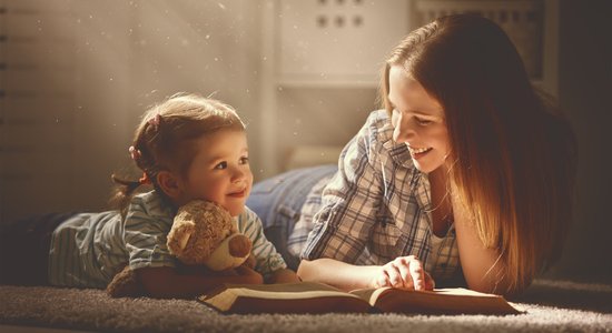 Pasaku vieta psiholoģijā jeb kā tās palīdz apgūt pozitīvas sociālās lomas