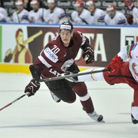 Latvijas hokeja izlases sastāvā kārtējais 'robs' – Indrašis nevarēs spēlēt PČ