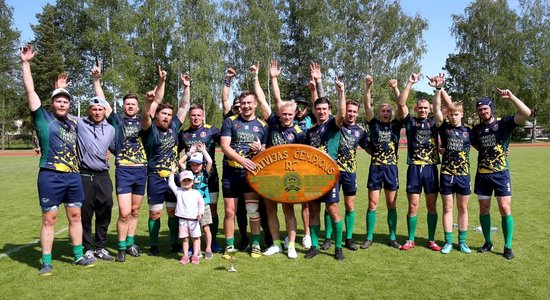 Baldones regbisti ved mājās arī Latvijas čempionu titulu regbijā-7