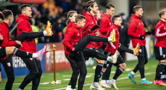 Latvijas futbolisti Varšavā pārbaudes spēlē tiekas ar Poliju