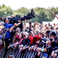 Foto: Vācijā noticis dubļainākais metāla mūzikas festivāls 'Wacken Open Air'