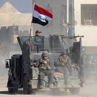 'Daesh' sagrāve Ramādī: Irākas premjers pilsētā nolaižas ar helikopteru