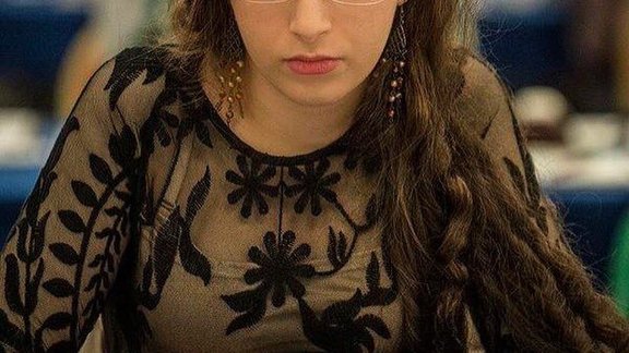 Dorsa Derakhshani,Iranian chess champion 