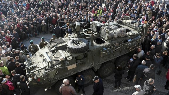 Bjalistokā sagaida ASV militāro konvoju - 1